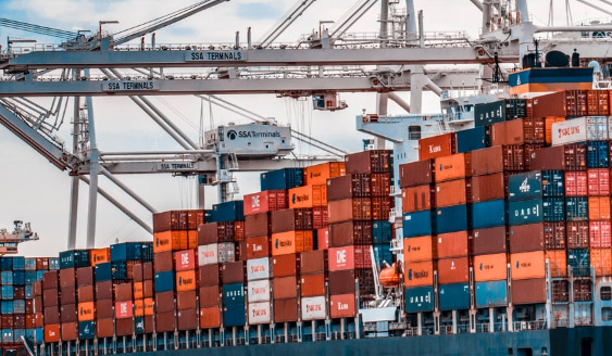  Everest Shipping Agency 